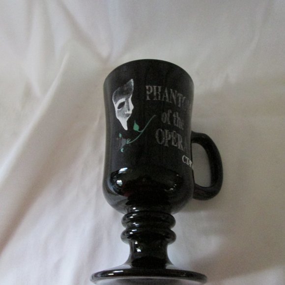 Footed Phantom Of The Opera Mug - Picture 4 of 7